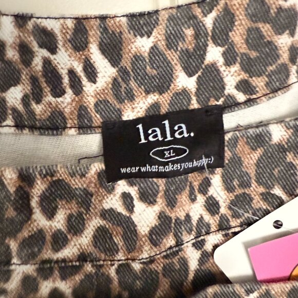 NWT Dressed in Lala Big Feelings Vintage Leopard Oversized Denim Overalls, XL - Picture 9 of 12